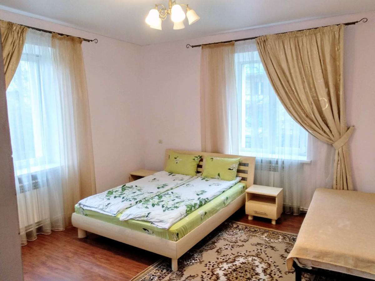 Двокімнатна Квартира В Ценрі Міста На Ерусалимці Поруч З Фонтаном Рошен Vinnytsia Ngoại thất bức ảnh